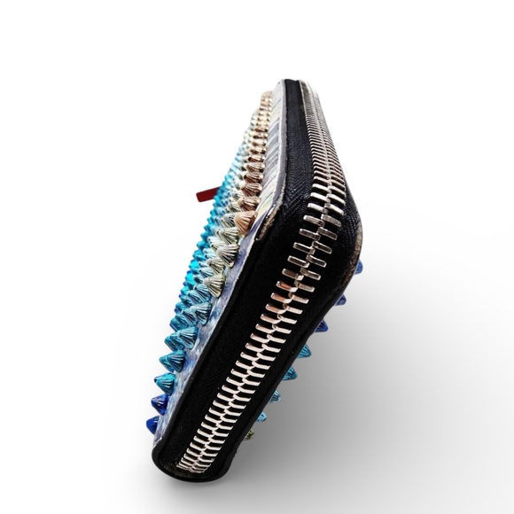 🚨SOLD🚨💥Christian Louboutin💥 Panettone Leather Wallet - Picture 3 of 7